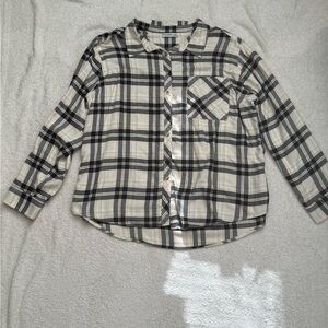 Plaid Women’s Flannel in Black and White